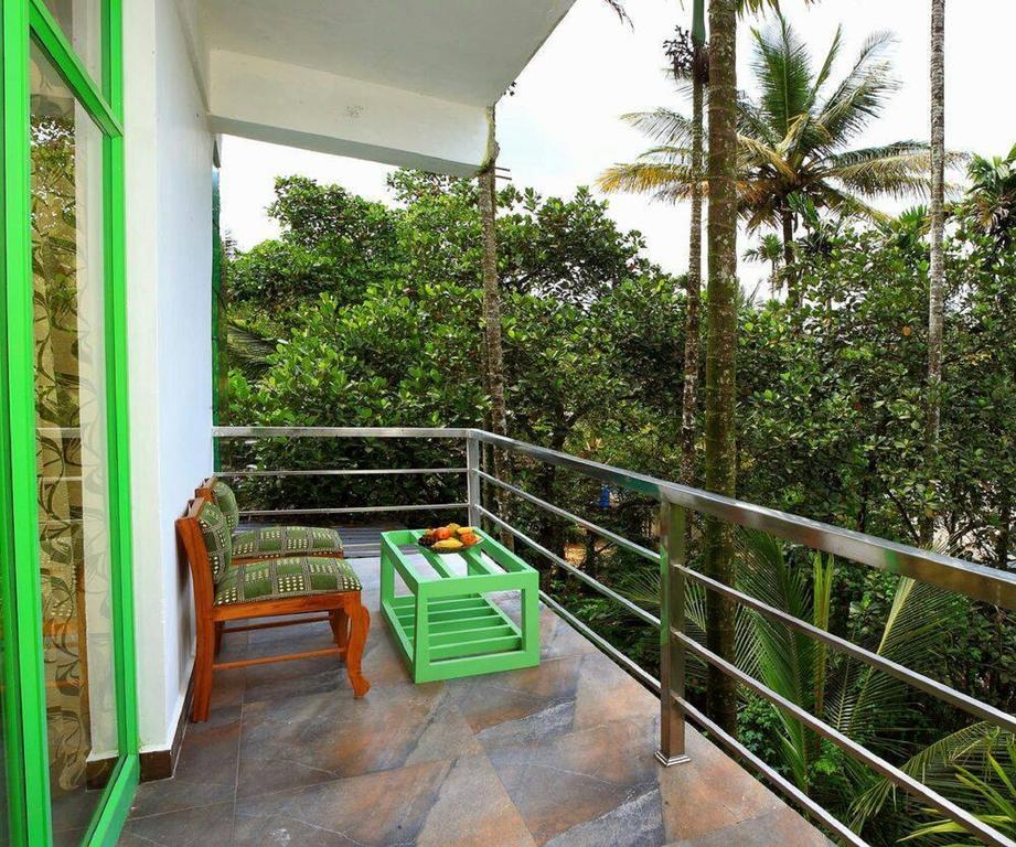 Thekkady Spice Valley Holiday Hotel טקאדי מראה חיצוני תמונה