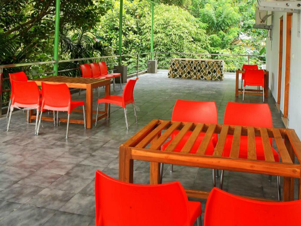 Thekkady Spice Valley Holiday Hotel טקאדי מראה חיצוני תמונה